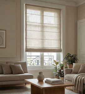 Stores intérieurs : les avantages d’une solution pratique, esthétique et performante